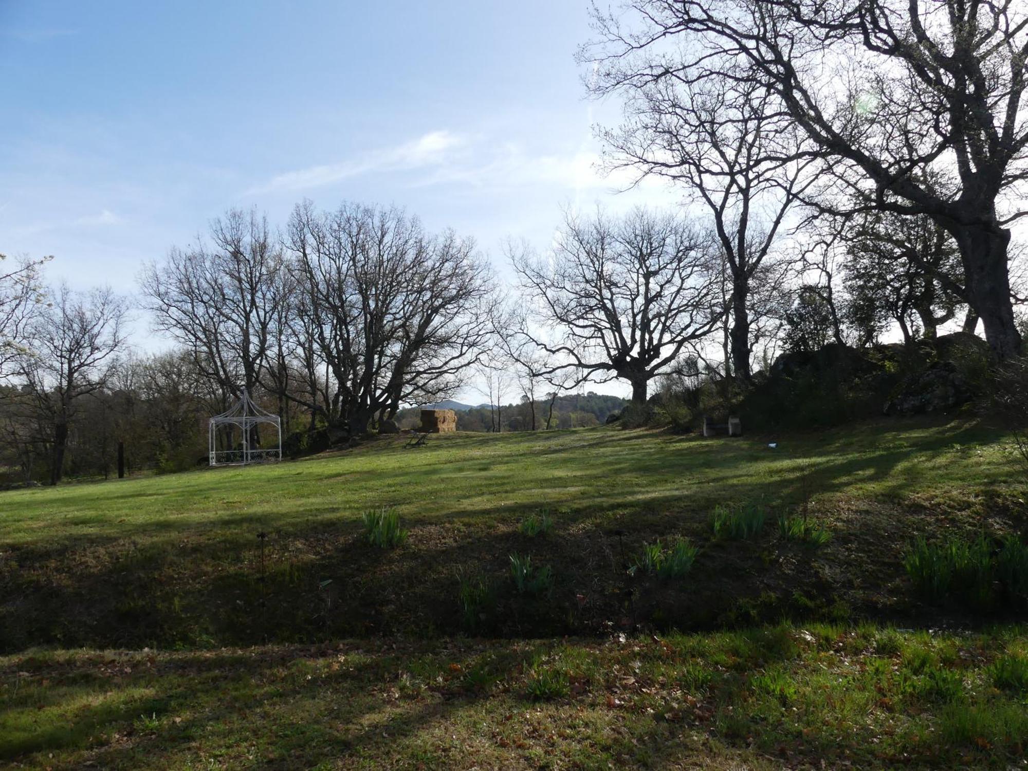 Hotel Le Domaine Des Sources Saint-Maximin Esterno foto