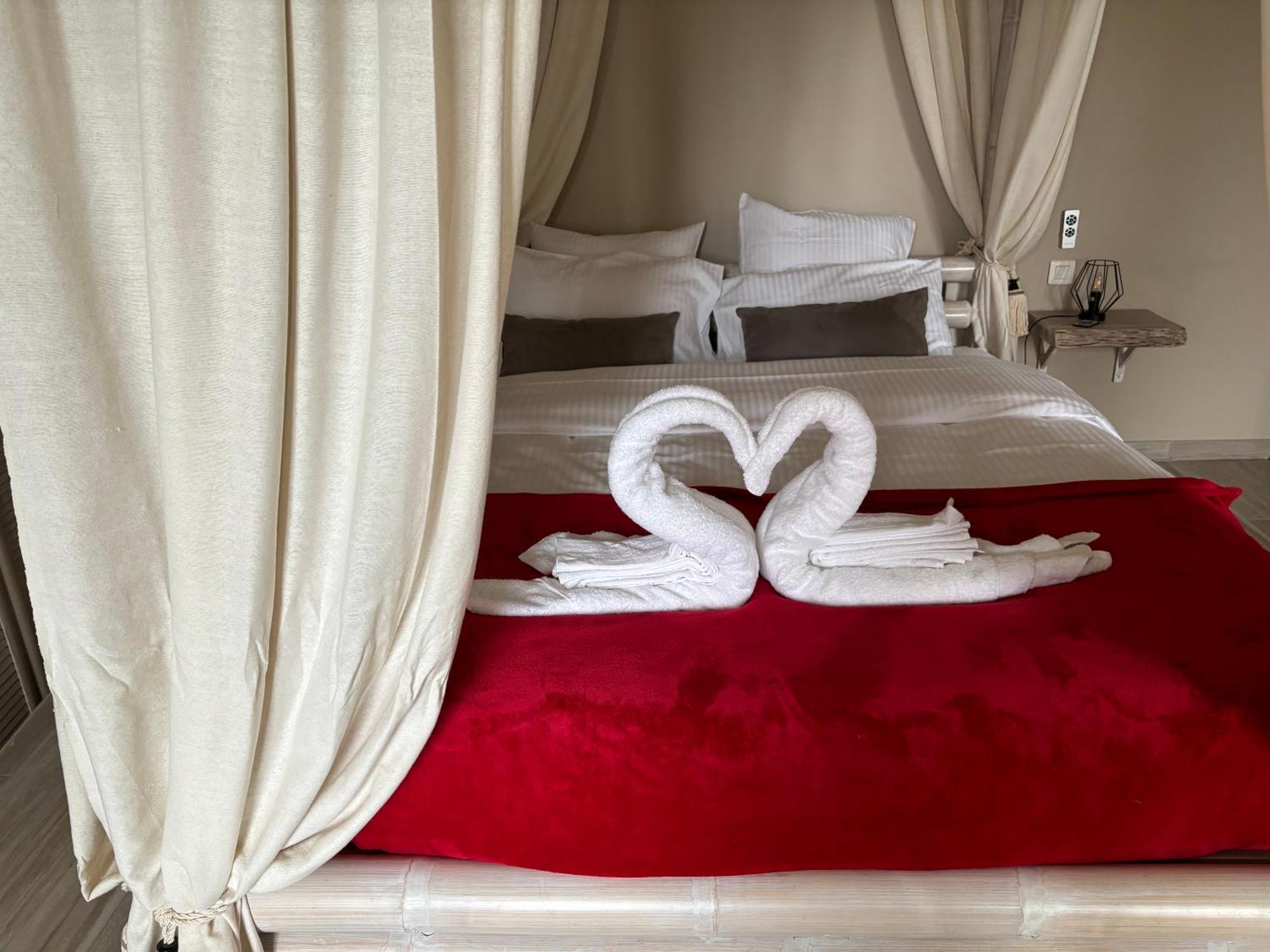 Hotel Le Domaine Des Sources Saint-Maximin Esterno foto